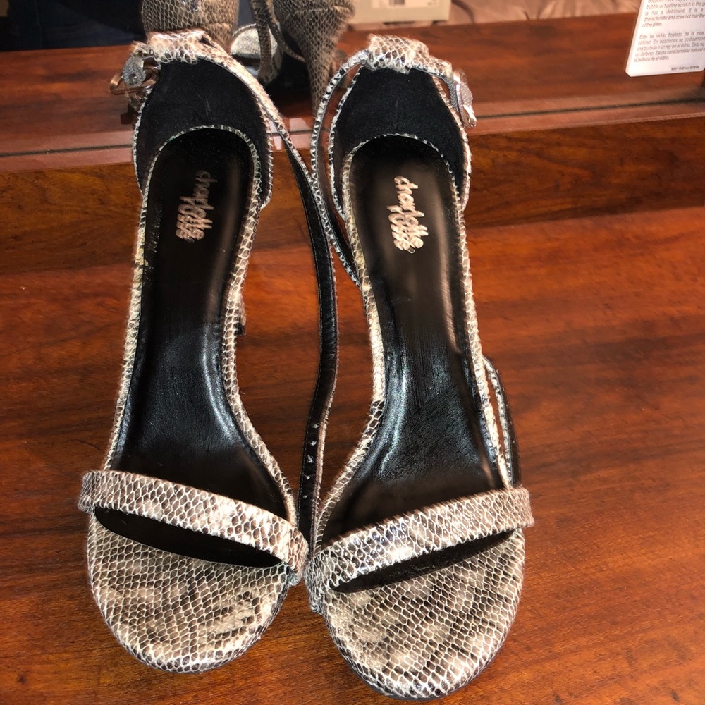 Scaly 3.5 heel